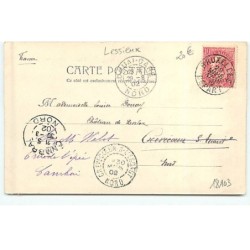 n°18103 - Lessieux - Iris - Jeune Femme peignant le mot Pâques sur un oeuf