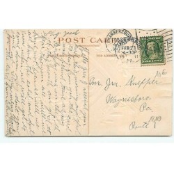 n°18119 - Carte Gaufrée - Clapsaddle - To the one I Love - Jeune fille au milieu d'un coeur