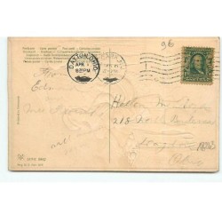 n°18243 - Carte Gaufrée - Easter Greetings - Jeune fille proposant des oeufs