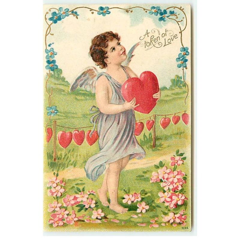 n°18280 - Carte Gaufrée - A token of Love - Ange tenant un coeur