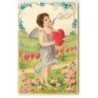 n°18280 - Carte Gaufrée - A token of Love - Ange tenant un coeur