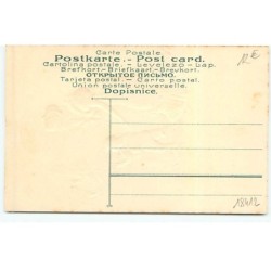n°18412 - Carte Gaufrée - Jeune femme montrant un cheval à bascule et un sapin à un enfant