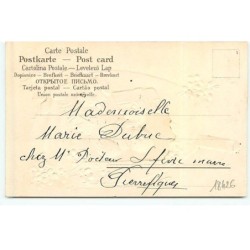 n°18426 - Carte Gaufrée - Joyeuses Pâques - Poussins habillés, l'un apportant une lettre