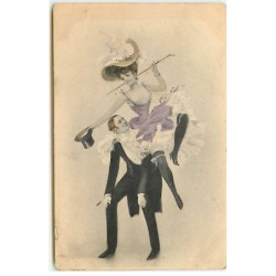n°18512 - Homme portant sur...