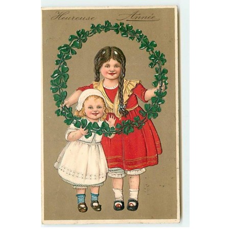 n°18628 - Carte Gaufrée - Flatscher - Heureuse Année - Fillettes tenant une couronne de trèfles