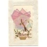 n°18703 - Carte Brodée - Libellule au-dessus d'un panier rempli de fleurs