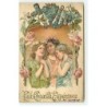 n°18794 - Carte Gaufrée - Foi, Charité, Espérance - Trois jeunes filles priant