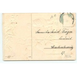 n°18832 - Carte Gaufrée - Clapsaddle - Enfants accrochant du houx sur un tronc
