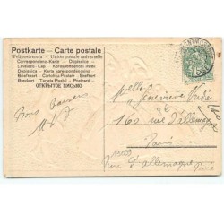 n°19099 - Carte Gaufrée - Jeune homme faisant le baise-main à des jeunes filles