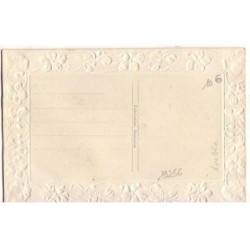 n°19256 - Carte Brodée - Honneur - Drapeaux et fleurs