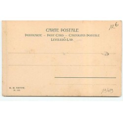 n°19419 - MM Vienne n°105 - Jeune femme en tenue légère s'appuyant sur une chaise