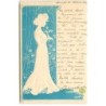 n°19425 - Carte Gaufrée - Art Nouveau - Jeune femme de profil sentant une rose