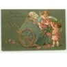 n°10897 - Carte Fantaisie Gaufrée - Angelots déchargeant des fleurs roses