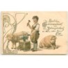 n°19441 - Carte Gaufrée - Garçon forgeant un fer à cheval près de cochons