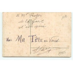 n°19485 - Heureuse Année - Lune humanisée fumant la pipe, portant un chapeau avec une coccinelle dessus