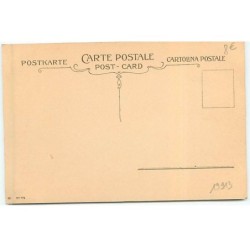 n°19913 - Jeune femme avec un petit chien apportant un paquet, frappant à une porte