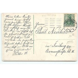 n°19973 - Carte Gaufrée - Fröhliche Ostern - Fillette écalant un oeuf près d'un coq