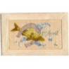 n°20252 - Carte Brodée - 1er Avril - Poisson passant sous un fer à cheval entouré de myosotis