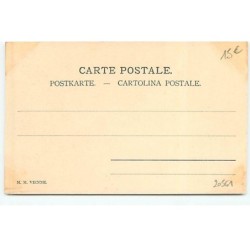 n°20561 - MM Vienne - Femme jouant de la Flûte Double