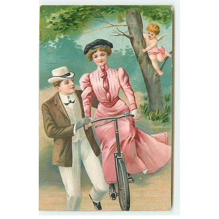 n°20764 - Carte Gaufrée - Couple dont Femme sur un vélo - Angelot