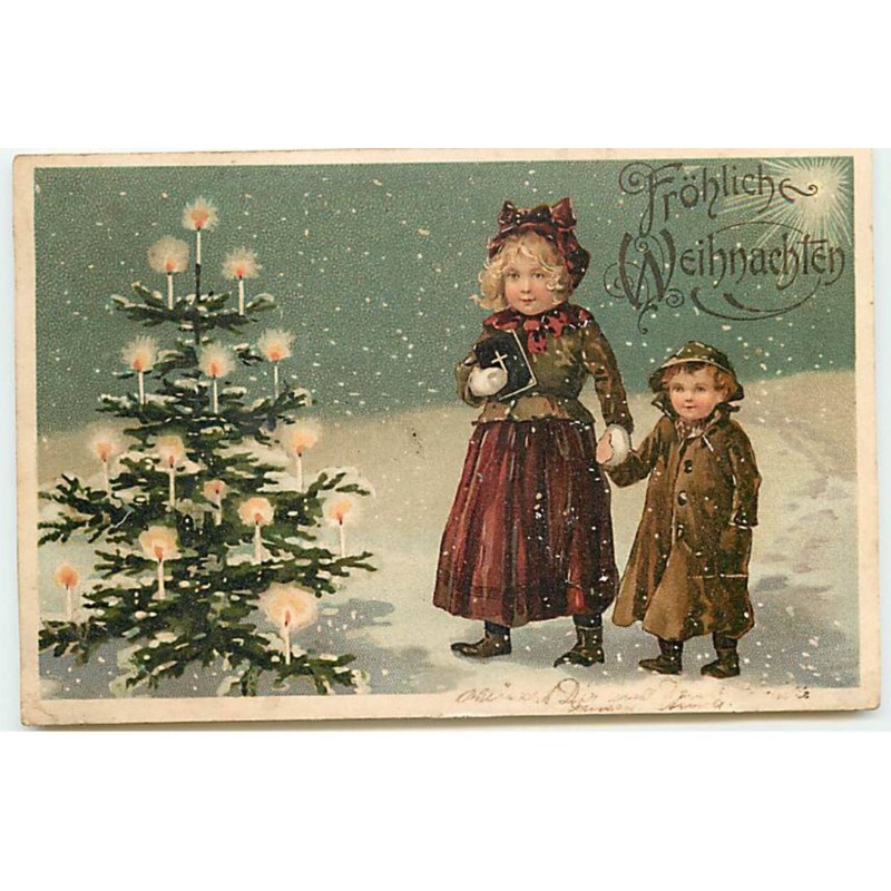 n°21022 - Fröhliche Weihnachten - Jeune fille tenant un petit garçon par la main, près d'un sapin sous la neige
