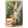 n°21329 - Carte Gaufrée - Christmas Greetings - Enfants chantant près d'un ange gardien jouant sur un orgue