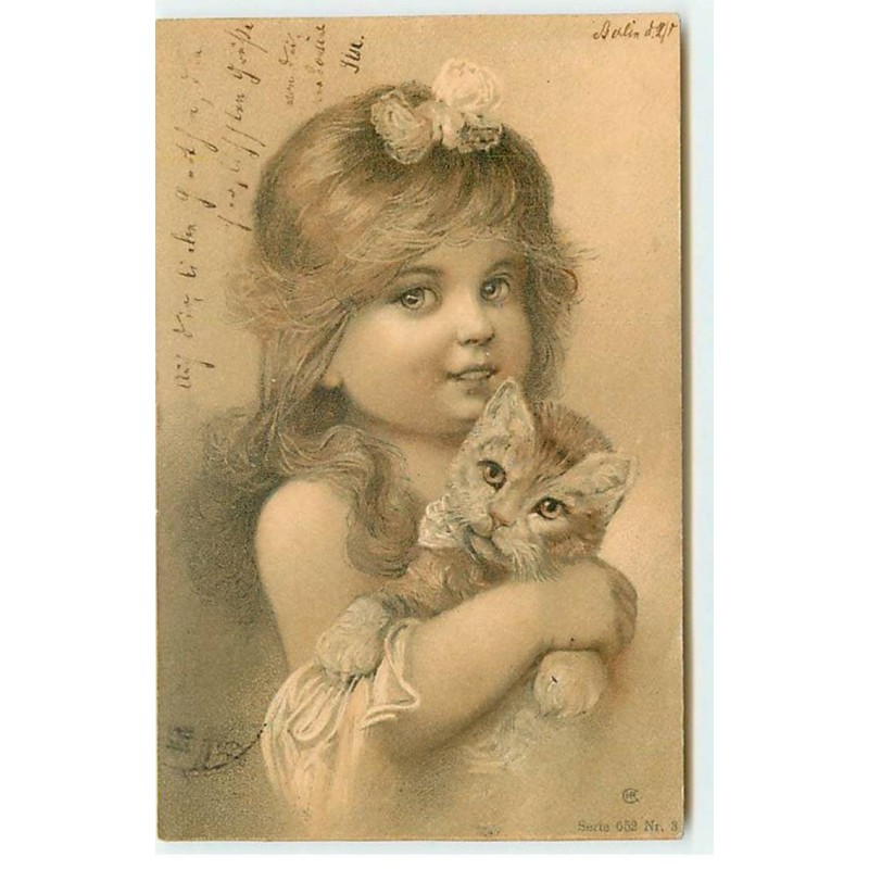 n°21489 - Fillette câlinant un chat