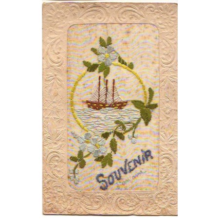 n°21551 - Carte Brodée - Souvenir - Voilier dans un médaillon